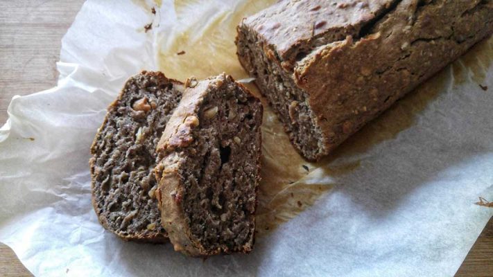 veganski bananin kruh
