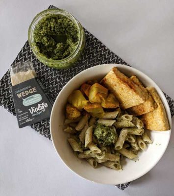 pesto s parmezanom vegan