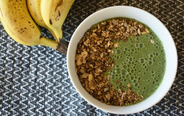 zelen proteinski smoothie vegan